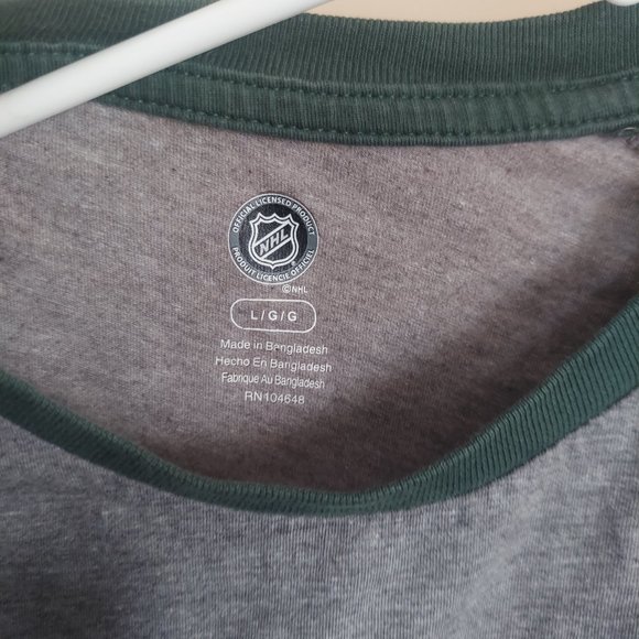 Grey and Green Large NHL Minnesota Wild Hockey Long Sleeve T-Shirt - Picture 3 of 4